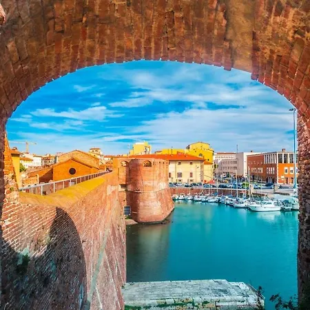 Charming And Relaxing Piazza Mazzini Apartman Livorno
