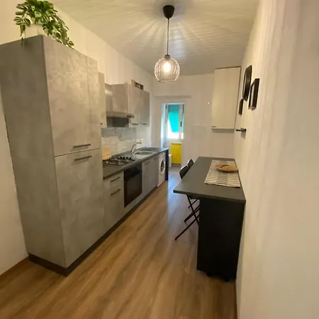 Charming And Relaxing Piazza Mazzini Apartman